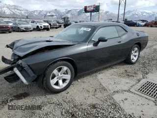 2014 Dodge Challenger R/T z VIN 2C3CDYBT4EH186379, wystawiony jako Copart lot #47617805 z przebiegiem 131 131 mil mil oraz Szkody całkowita. Historia ofert i sprzedaży dostępna na DreamBid. Obrazek 1.