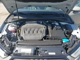 2020 Audi A3 Premium z VIN WAUAUGFFXLA002962, wystawiony jako IAAI lot #42138035 z przebiegiem 22 456 mil mil oraz . Historia ofert i sprzedaży dostępna na DreamBid. Obrazek 10.