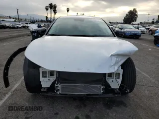 2022 Kia EV6 Wind with VIN KNDC3DLC0N5055138, listed as a Copart auction lot 48755975 with 30,493 mi miles and Salvage Title. Bid and sale history available at carsss.com. Image 5.