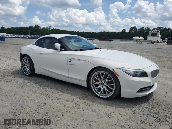 2009 BMW Z4 sDrive35i with VIN WBALM73519E381601, listed as a Copart auction lot 60823745 with 75,635 mi miles and Salvage title. Bid and sale history available at DreamBid. Image 4.