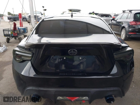 2016 Scion FR-S z VIN JF1ZNAA12G8708385, wystawiony jako IAAI lot #42191353 z przebiegiem 92 197 mil mil oraz . Historia ofert i sprzedaży dostępna na DreamBid. Obrazek 16.