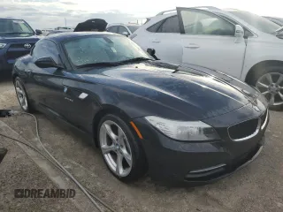 2011 BMW Z4 sDrive30i with VIN WBALM5C55BE378789, listed as a Copart auction lot 73832404 with 0 mi miles and Non Repairable. Bid and sale history available at carsss.com. Image 4.