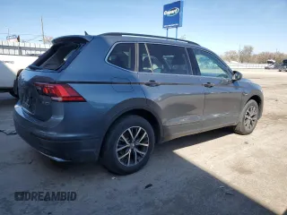 2019 Volkswagen Tiguan SE with VIN 3VV2B7AX5KM024450, listed as a Copart auction lot 52421675 with 132,697 mi miles and Salvage Title. Bid and sale history available at DreamBid. Image 3.