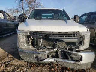 2019 Ford Super Duty F-250 SRW XL with VIN 1FT7W2A6XKED17771, listed as a Copart auction lot 84632244 with 126,212 mi miles and Salvage Title. Bid and sale history available at carsss.com. Image 5.