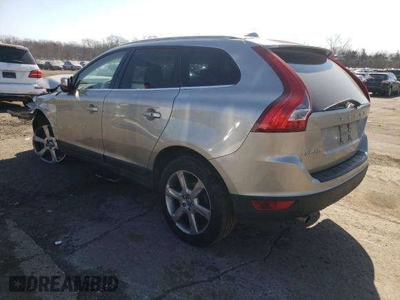 2013 Volvo XC60 T6 with VIN YV4902DZ0D2428539, listed as a Copart auction lot 49141265 with 102,037 mi miles and Salvage Title. Bid and sale history available at carsss.com. Image 2.