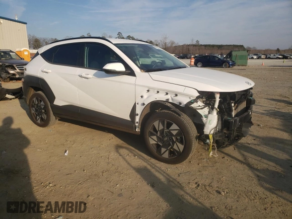 2024 Hyundai Kona SEL with VIN KM8HBCAB7RU038874, listed as a Copart auction lot 44192625 with 24,666 mi miles and Clean Title. Bid and sale history available at carsss.com. Image 4.