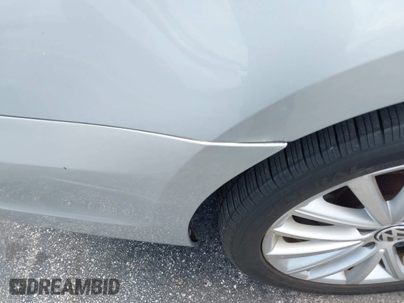 2011 Volkswagen Jetta SEL with VIN 3VWLX7AJ1BM352557, listed as a IAAI auction lot 42569321 with 130,321 mi miles and . Bid and sale history available at DreamBid. Image 13.