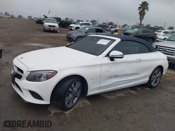 2021 Mercedes-Benz C 300 with VIN W1KWK8DB5MG062768, listed as a IAAI auction lot 41871307 with 36,538 mi miles and . Bid and sale history available at DreamBid. Image 14.