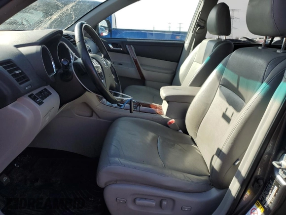 2013 Toyota Highlander Limited with VIN 5TDDK3EH5DS265771, listed as a Copart auction lot 49282335 with 214,748 mi miles and Salvage title. Bid and sale history available at DreamBid. Image 7.