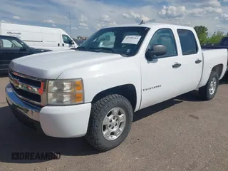 2008 Chevrolet Silverado 1500 LTZ with VIN 2GCEK133081171178, listed as a IAAI auction lot 42185462 with 118,194 mi miles and . Bid and sale history available at DreamBid. Image 2.