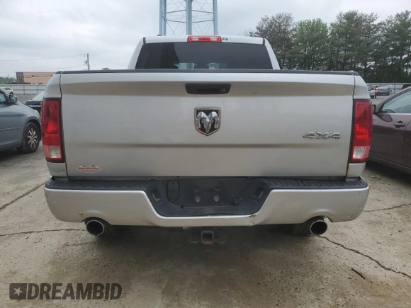 2014 Ram 1500 Express z VIN 1C6RR7KT4ES380265, wystawiony jako Copart lot #57380995 z przebiegiem 138 694 mil mil oraz Szkoda całkowita • Salvage title. Historia ofert i sprzedaży dostępna na DreamBid. Obrazek 6.