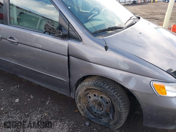 2000 Honda Odyssey EX with VIN 2HKRL1863YH621471, listed as a IAAI auction lot 41702650 with 167,050 mi miles and . Bid and sale history available at DreamBid. Image 6.