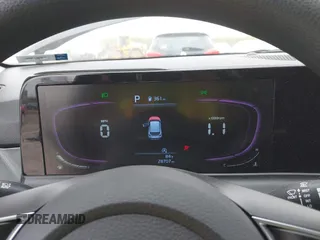 2024 Kia Seltos LX z VIN KNDEPCAA6R7538104, wystawiony jako IAAI lot #42150483 z przebiegiem 28 707 mil mil oraz . Historia ofert i sprzedaży dostępna na DreamBid. Obrazek 15.