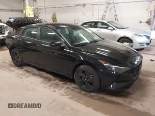 2022 Hyundai Elantra SEL z VIN 5NPLS4AG8NH071158, wystawiony jako IAAI lot #42082553 z przebiegiem 68 187 mil mil oraz . Historia ofert i sprzedaży dostępna na DreamBid. Obrazek 1.