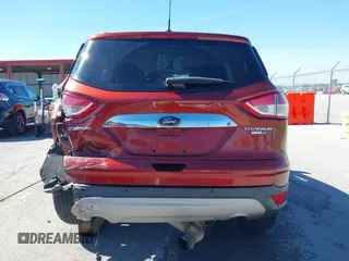 2015 Ford Escape Titanium with VIN 1FMCU9J92FUA53699, listed as a IAAI auction lot 40500310 with 197,581 mi miles. Bid and sale history available at carsss.com. Image 16.