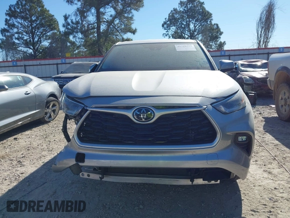 2021 Toyota Highlander L with VIN 5TDZZRAH9MS533683, listed as a IAAI auction lot 41788553 with 31,564 mi miles and . Bid and sale history available at DreamBid. Image 13.