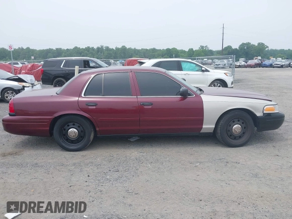 2008 Ford Police Interceptor z VIN 2FAFP71V18X152770, wystawiony jako IAAI lot #42501613 z przebiegiem Nie podano mil oraz . Historia ofert i sprzedaży dostępna na DreamBid. Obrazek 13.