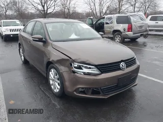 2012 Volkswagen Jetta SE с VIN 3VWDX7AJ2CM385153, выставлен на аукционе IAAI как лот 41465455 с пробегом 148 203 миль миль и . История ставок и продаж доступна на DreamBid. Изображение 1.