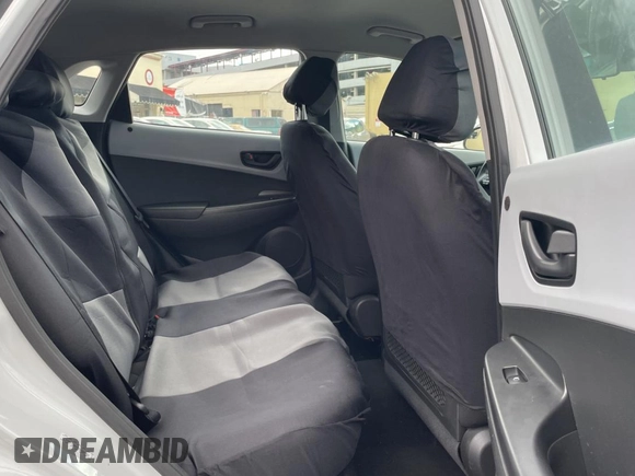 2019 Hyundai Kona SE with VIN KM8K12AA9KU266794, listed as a Copart auction lot 43103713 with 84,156 mi miles. Bid and sale history available at carsss.com. Image 6.