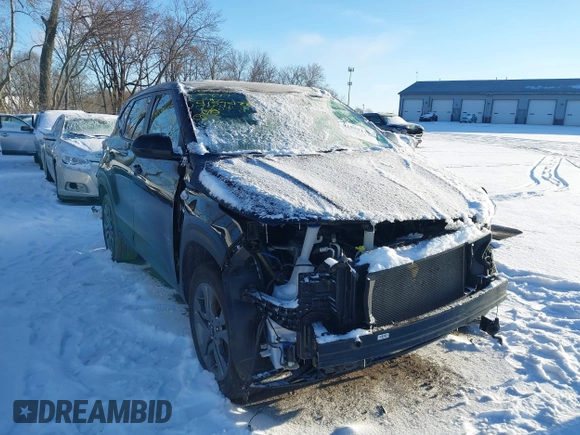 2021 Kia Seltos LX z VIN KNDEPCAAXM7104888, wystawiony jako IAAI lot #41598172 z przebiegiem 51 571 mil mil oraz . Historia ofert i sprzedaży dostępna na DreamBid. Obrazek 1.