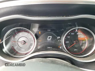2015 Dodge Charger SXT with VIN 2C3CDXHG4FH832400, listed as a Copart auction lot 61493795 with 134,582 mi miles and Salvage title. Bid and sale history available at DreamBid. Image 9.