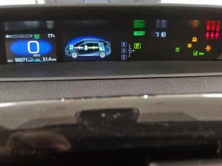 2021 Toyota Prius L Eco z VIN JTDKAMFU0M3140335, wystawiony jako Copart lot #61955845 z przebiegiem 96 071 mil mil oraz Czysty tytuł • Clean title. Historia ofert i sprzedaży dostępna na DreamBid. Obrazek 9.