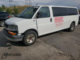 2013 Chevrolet Express Passenger LT z VIN 1GAZG1FG1D1121397, wystawiony jako Copart lot #64763735 z przebiegiem Nie podano mil oraz Czysty tytuł • Clean title. Historia ofert i sprzedaży dostępna na DreamBid. Obrazek 1.