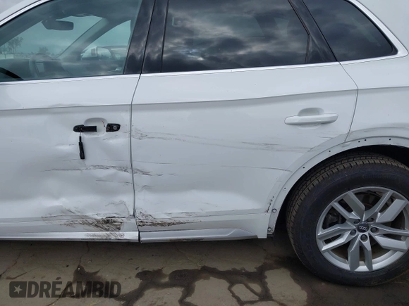 2020 Audi Q5 Premium with VIN WA1ANAFY3L2064383, listed as a IAAI auction lot 42100480 with 51,123 mi miles and . Bid and sale history available at DreamBid. Image 18.