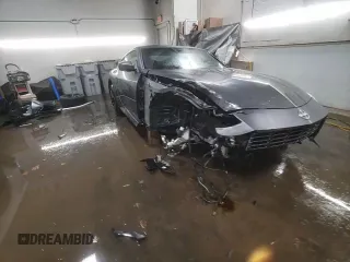 2024 Nissan Z Performance z VIN JN1BZ4BH4RM362110, wystawiony jako Copart lot #80097174 z przebiegiem 2 745 mil mil oraz Szkoda całkowita • Salvage title. Historia ofert i sprzedaży dostępna na DreamBid. Obrazek 14.