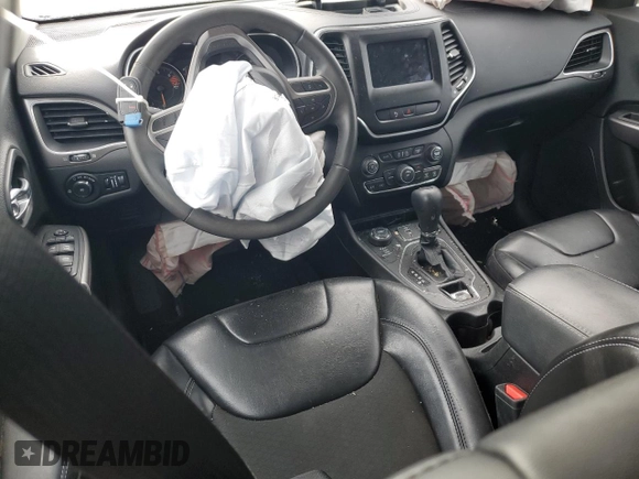 2020 Jeep Cherokee Latitude Plus с VIN 1C4PJMLB8LD609544, выставлен на аукционе Copart как лот 56737575 с пробегом Не указан миль и Списание • Salvage title. История ставок и продаж доступна на DreamBid. Изображение 8.