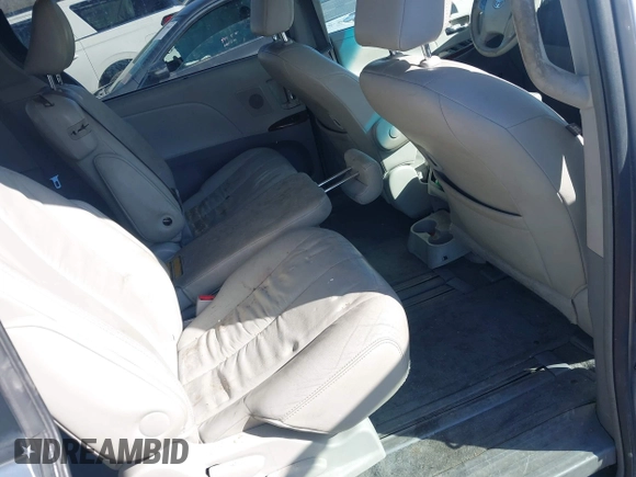 2011 Toyota Sienna XLE AAS with VIN 5TDYK3DC4BS014986, listed as a IAAI auction lot 41763681 with 169,619 mi miles. Bid and sale history available at carsss.com. Image 8.