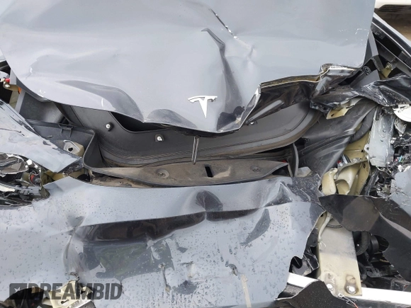 2024 Tesla Model Y Performance with VIN 7SAYGDEF7RF053265, listed as a IAAI auction lot 42132172 with 17,102 mi miles and . Bid and sale history available at DreamBid. Image 10.