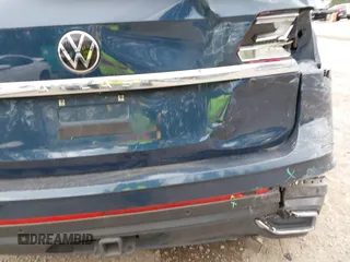 2021 Volkswagen Atlas SE z VIN 1V2WR2CA7MC568779, wystawiony jako IAAI lot #42132709 z przebiegiem 51 205 mil mil oraz . Historia ofert i sprzedaży dostępna na DreamBid. Obrazek 18.