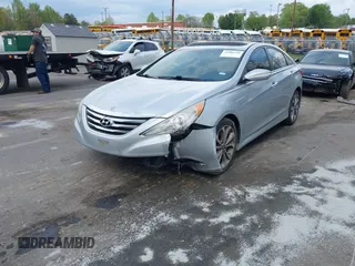 2014 Hyundai Sonata Limited с VIN 5NPEC4AC5EH857132, выставлен на аукционе IAAI как лот 42006128 с пробегом 154 604 миль миль и . История ставок и продаж доступна на DreamBid. Изображение 2.
