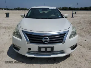 2014 Nissan Altima S with VIN 1N4AL3AP9EC116267, listed as a Copart auction lot 50565465 with 272,019 mi miles and Salvage Title. Bid and sale history available at DreamBid. Image 5.