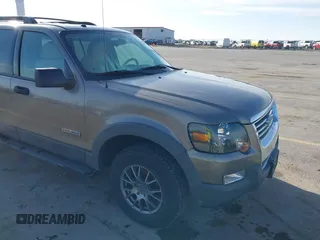 2006 Ford Explorer XLT with VIN 1FMEU73E66UB73562, listed as a IAAI auction lot 41923362 with 157,899 mi miles. Bid and sale history available at carsss.com. Image 13.