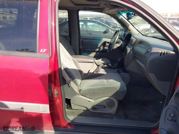 2002 Chevrolet TrailBlazer LS with VIN 1GNDT13S422138585, listed as a IAAI auction lot 41498102 with 1 mi miles. Bid and sale history available at carsss.com. Image 5.