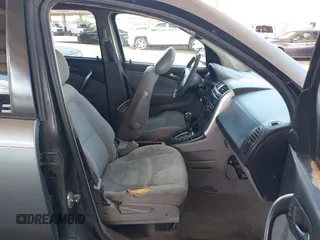 2006 Saturn VUE with VIN 5GZCZ33D66S880247, listed as a IAAI auction lot 42141611 with 211,897 mi miles and . Bid and sale history available at DreamBid. Image 5.