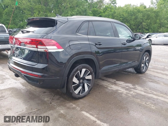 2024 Volkswagen Atlas SE с VIN 1V2HE2CA9RC258354, выставлен на аукционе IAAI как лот 42164703 с пробегом 2 470 миль миль и . История ставок и продаж доступна на DreamBid. Изображение 4.
