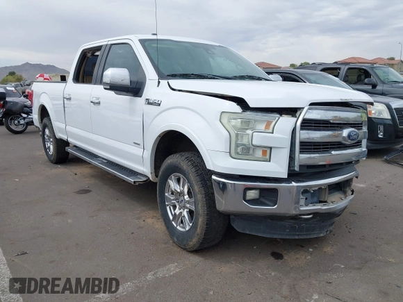 2015 Ford F-150 XLT w/HD Payload Pkg with VIN 1FTFW1EG0FKD99316, listed as a IAAI auction lot 42024645 with 275,335 mi miles. Bid and sale history available at carsss.com. Image 1.