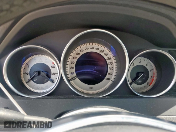 2012 Mercedes-Benz C 250 Sport с VIN WDDGF4HB1CR196188, выставлен на аукционе Copart как лот 62579975 с пробегом Не указан миль и Чистый • Clean title. История ставок и продаж доступна на DreamBid. Изображение 9.