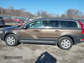 2013 Volvo XC70 3.2L with VIN YV4952BZ6D1154242, listed as a IAAI auction lot 41370020 with 190,784 mi miles and . Bid and sale history available at DreamBid. Image 14.