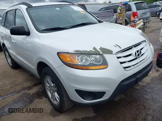 2010 Hyundai Santa Fe GLS z VIN 5NMSG3AB1AH346758, wystawiony jako IAAI lot #42352850 z przebiegiem 179 664 mil mil oraz . Historia ofert i sprzedaży dostępna na DreamBid. Obrazek 1.