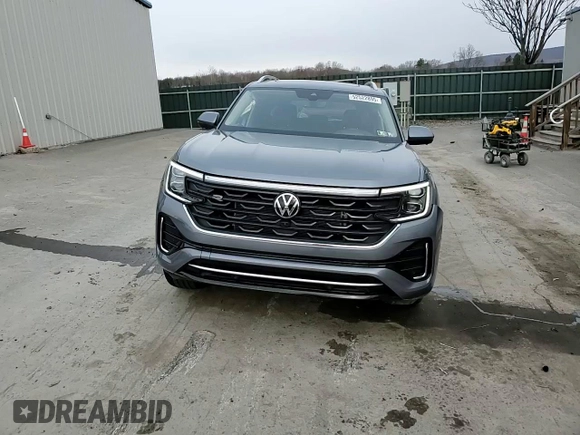 2024 Volkswagen Atlas SEL Premium R-Line with VIN 1V2FR2CAXRC537792, listed as a Copart auction lot 52522895 with 27,211 mi miles and Salvage title. Bid and sale history available at DreamBid. Image 12.