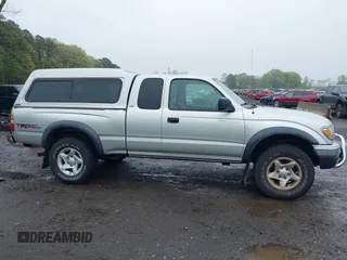 2004 Toyota Tacoma with VIN 5TEWN72N64Z417738, listed as a IAAI auction lot 42202003 with 203,505 mi miles and . Bid and sale history available at DreamBid. Image 13.