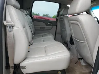 2009 Chevrolet Avalanche 2LT z VIN 3GNFK22099G198381, wystawiony jako Copart lot #55989725 z przebiegiem Nie podano mil oraz Szkoda całkowita • Salvage title. Historia ofert i sprzedaży dostępna na DreamBid. Obrazek 10.
