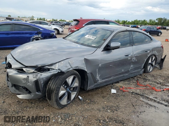 2023 BMW i4 eDrive35 z VIN WBY43AW02PFP44405, wystawiony jako Copart lot #56287965 z przebiegiem 18 085 mil mil oraz Czysty tytuł • Clean title. Historia ofert i sprzedaży dostępna na DreamBid. Obrazek 1.