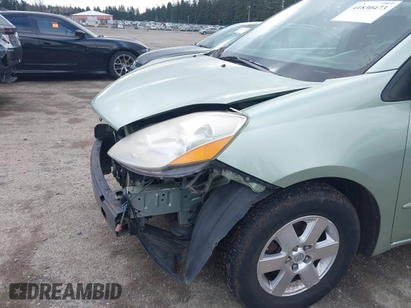 2007 Toyota Sienna CE with VIN 5TDZK23C37S024805, listed as a IAAI auction lot 41830473 with 176,629 mi miles. Bid and sale history available at carsss.com. Image 14.