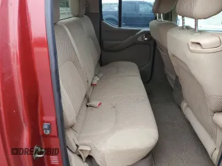 2008 Nissan Frontier SE z VIN 1N6AD07U78C447465, wystawiony jako Copart lot #55706105 z przebiegiem 170 914 mil mil oraz Szkoda całkowita • Salvage title. Historia ofert i sprzedaży dostępna na DreamBid. Obrazek 10.