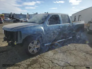 2008 Chevrolet Silverado 1500 LTZ with VIN 3GCEC13JX8G279472, listed as a Copart auction lot 78846104 with 122,995 mi miles and Salvage Title. Bid and sale history available at carsss.com. Image 1.